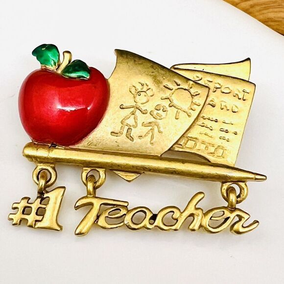 Vintage Teacher Gifts AJC Red Apple #1 Teacher Brooch Pin Gold Tone Large 4090 - Picture 6 of 11